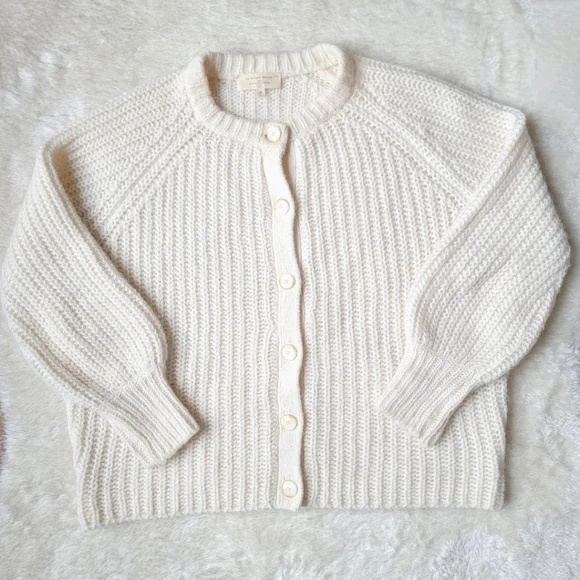 (sold) Sezane Emile Alpaca + Wool ๐ฆ ๐ Knit Cardigan in Ecru MEDIUM - Picture 1 of 8